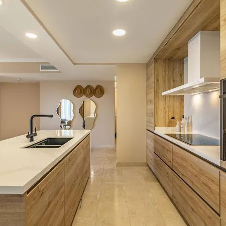 Family With Sea Views In Hacienda De Cifuentes